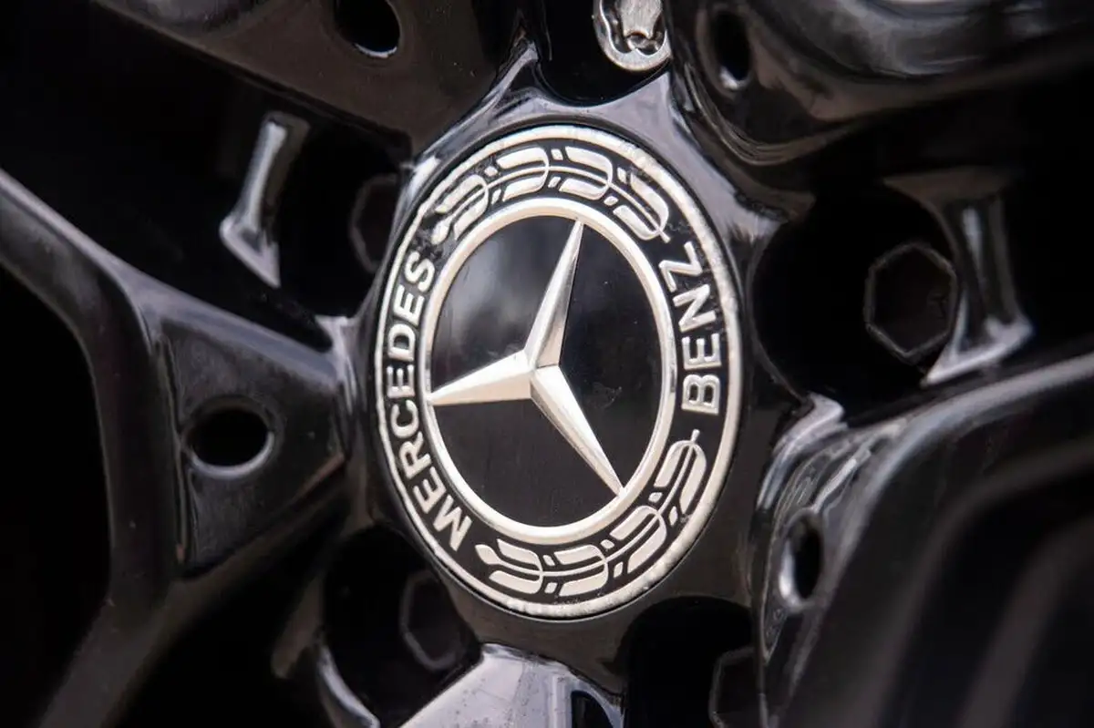 2020-mercedes-benz-b-class-13-b180-amg-line-7g-dct-big-39