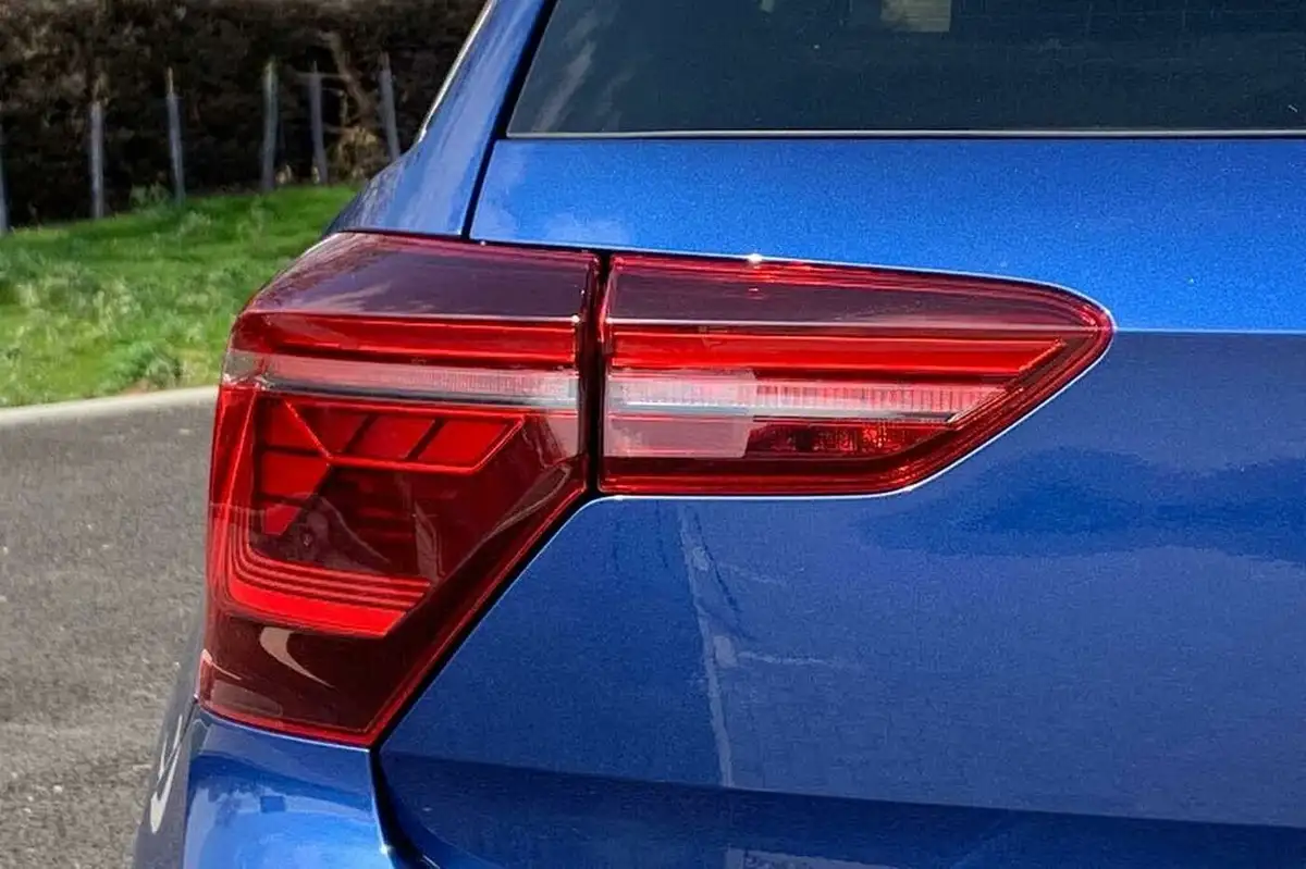 2022-volkswagen-polo-10-tsi-style-big-18