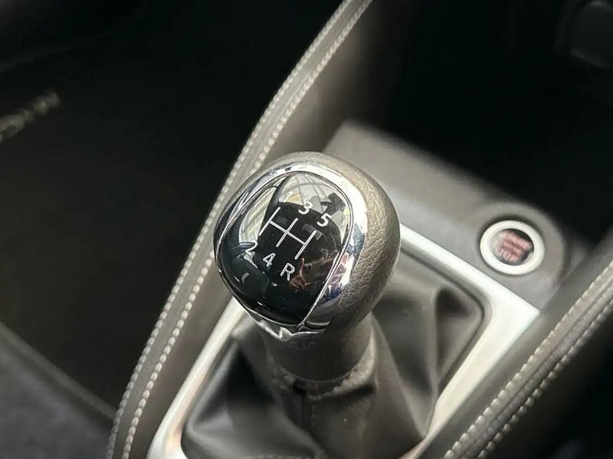 2021-nissan-micra-10-ig-t-n-sport-big-17