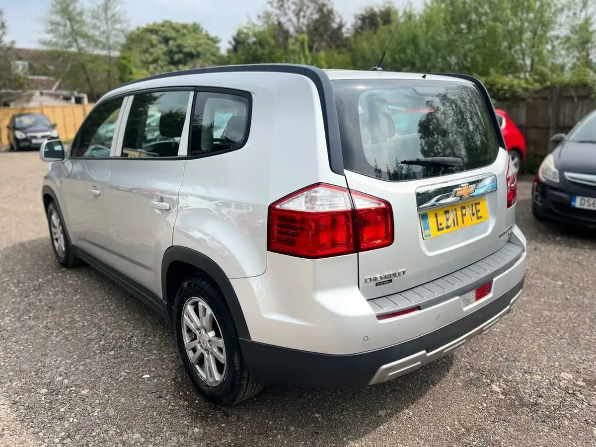 2011-chevrolet-orlando-20td-lt-163ps-auto-big-4