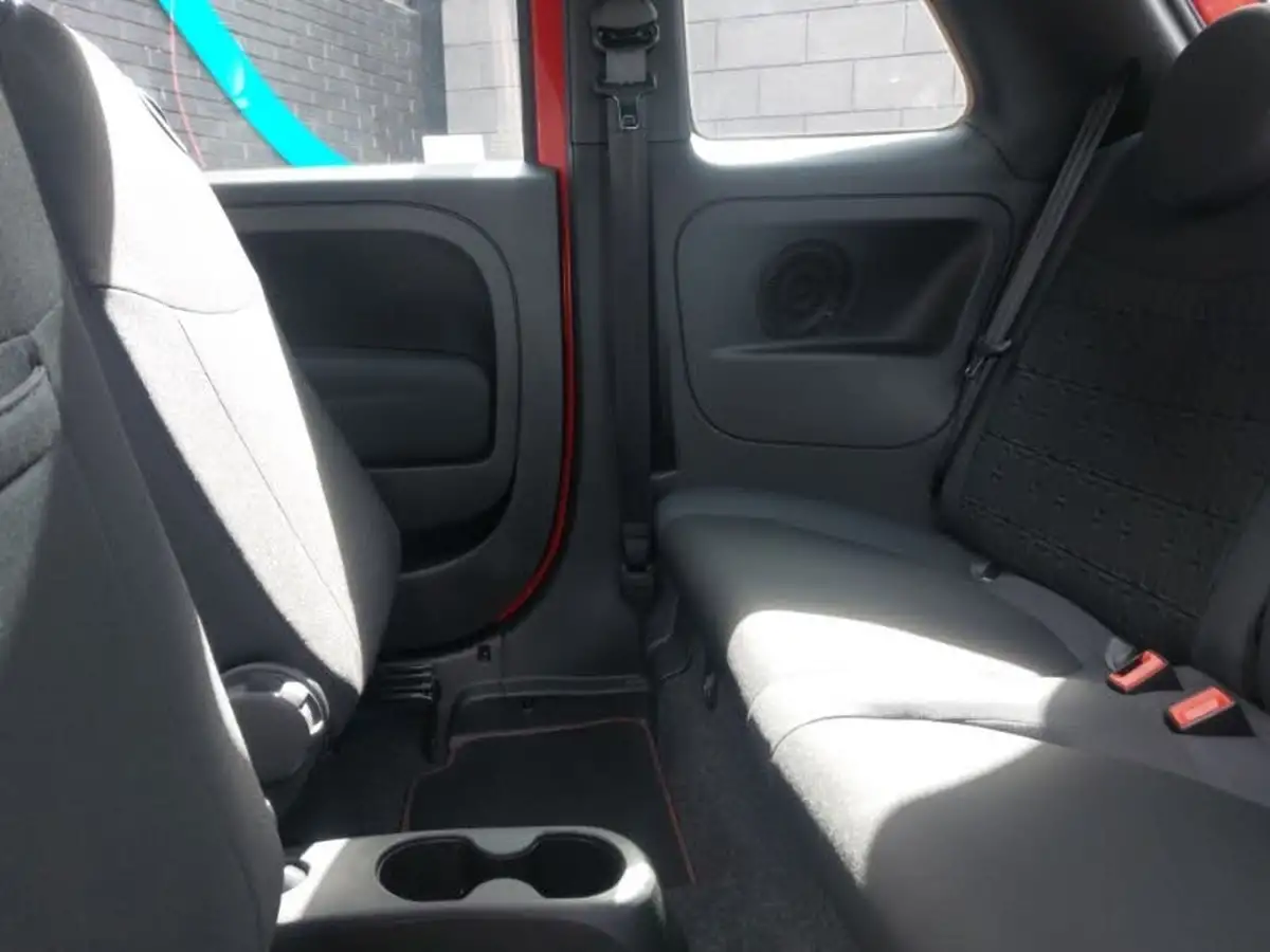 2023-fiat-500-10-red-big-5