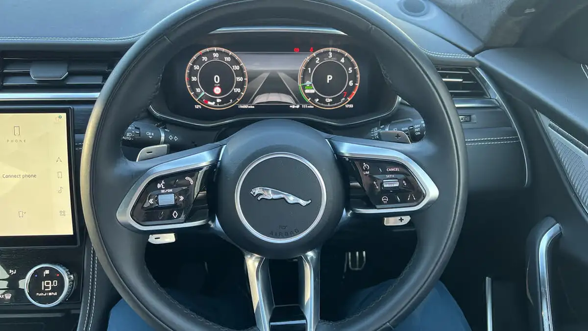2023-jaguar-f-pace-20-p250-r-dynamic-hse-black-big-14