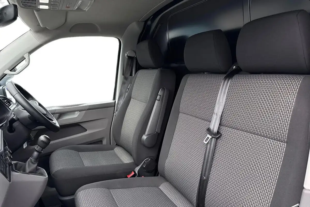 2024-volkswagen-transporter-big-15