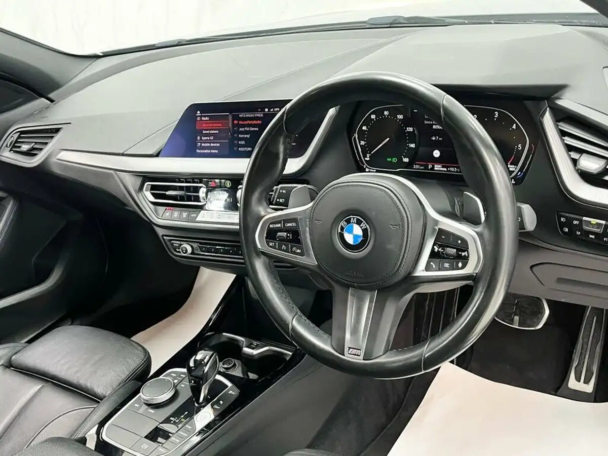 2021-bmw-1-series-20td-118d-m-sport-lcp-auto-big-24