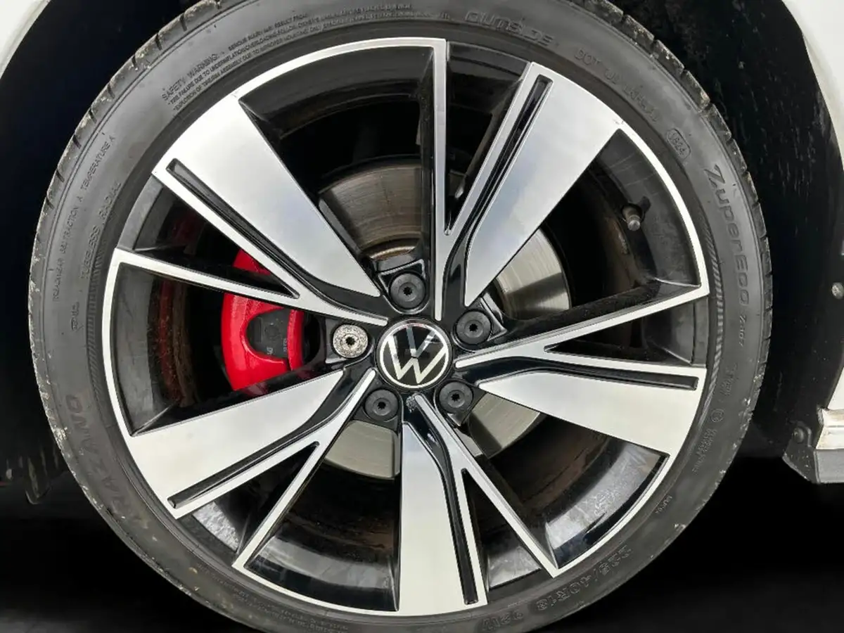 2022-volkswagen-golf-20tdi-gtd-big-10