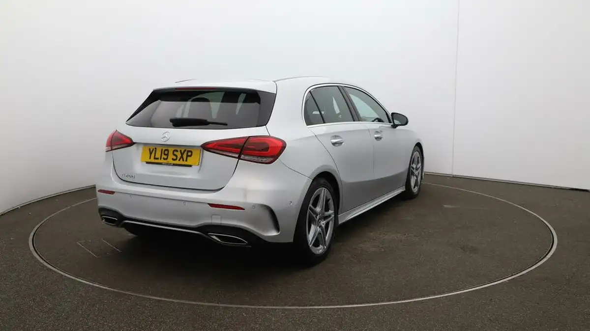 2019-mercedes-benz-a-class-13-a200-amg-line-premium-hatchback-5d-7g-dct-big-46
