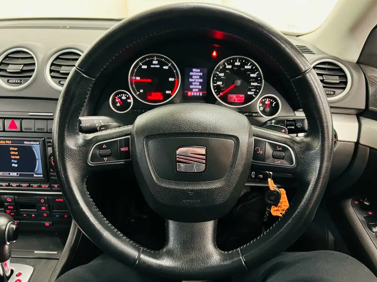 2011-seat-exeo-20td-se-tech-saloon-4d-multitronic-big-26