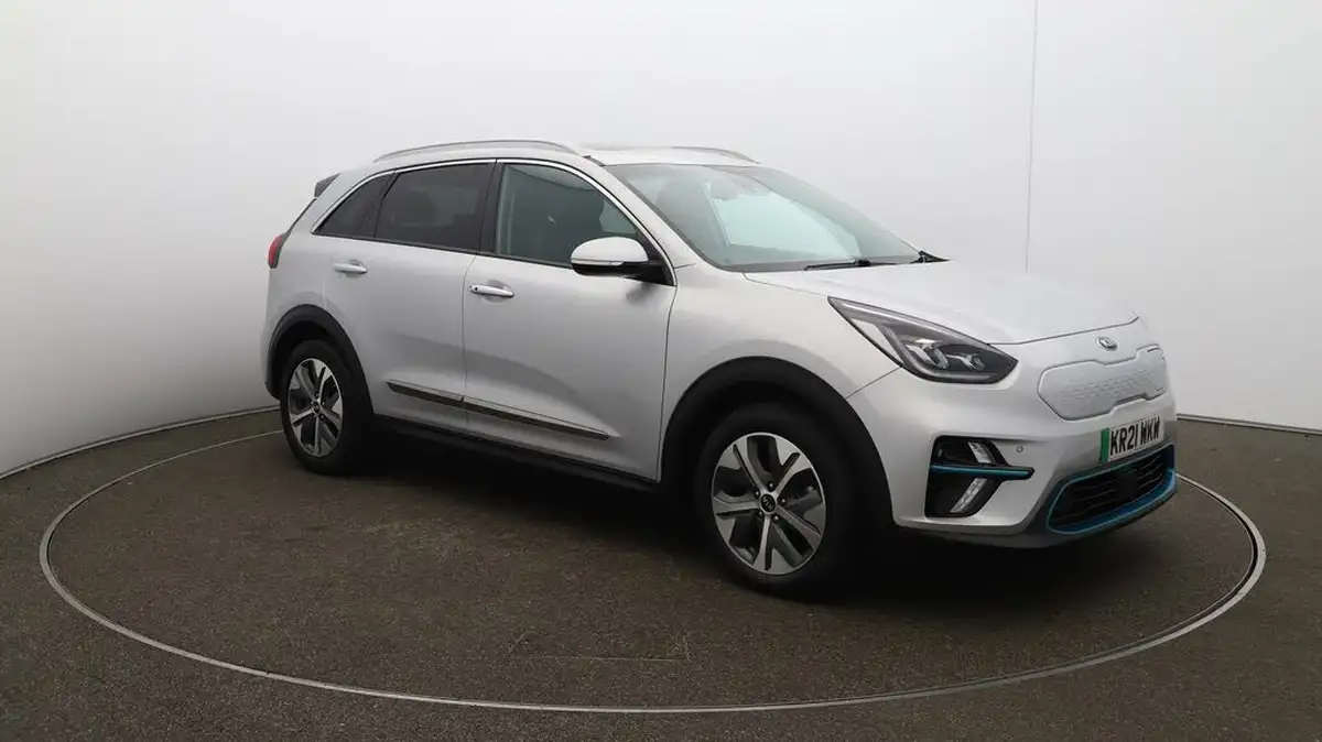 2021-kia-e-niro-ev-4-big-37
