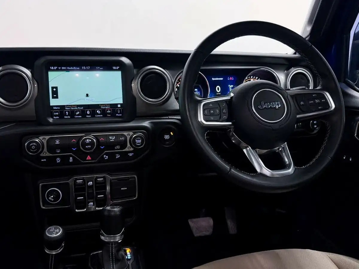 2020-jeep-wrangler-22-multijet-ii-sahara-hard-5d-big-28