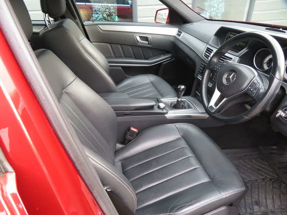 2014-mercedes-benz-e-class-21td-e220-cdi-se-175bhp-cdi-estate-5d-big-6