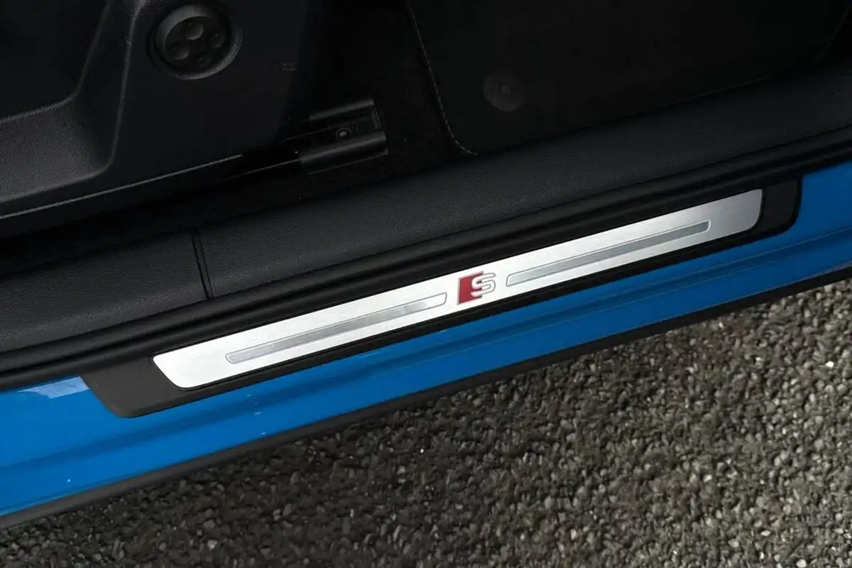 2022-audi-q2-15-35-tfsi-s-line-tronic-big-40