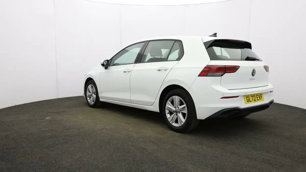 2022-volkswagen-golf-15-tsi-life-150ps-hatchback-big-45