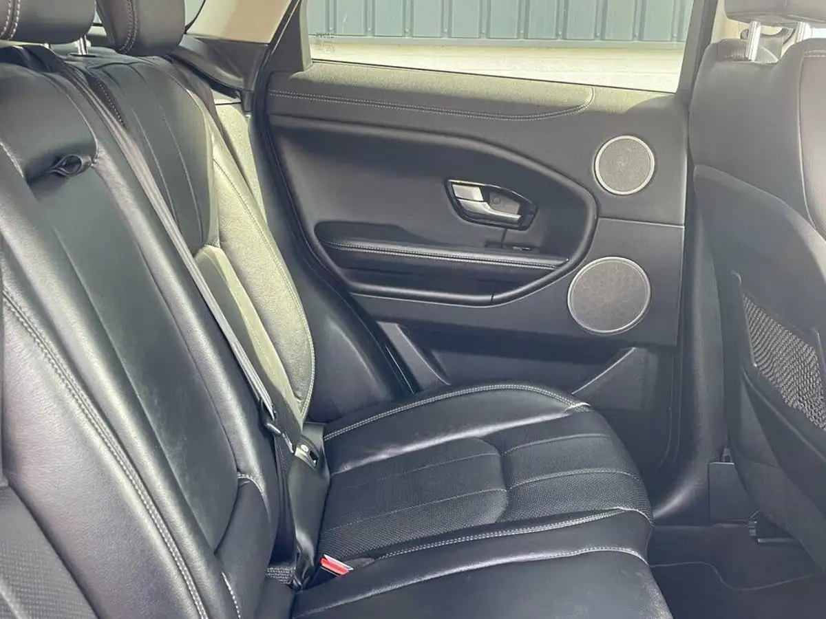 2016-land-rover-range-rover-evoque-20td4-se-tech-ss-hatchback-5d-big-77
