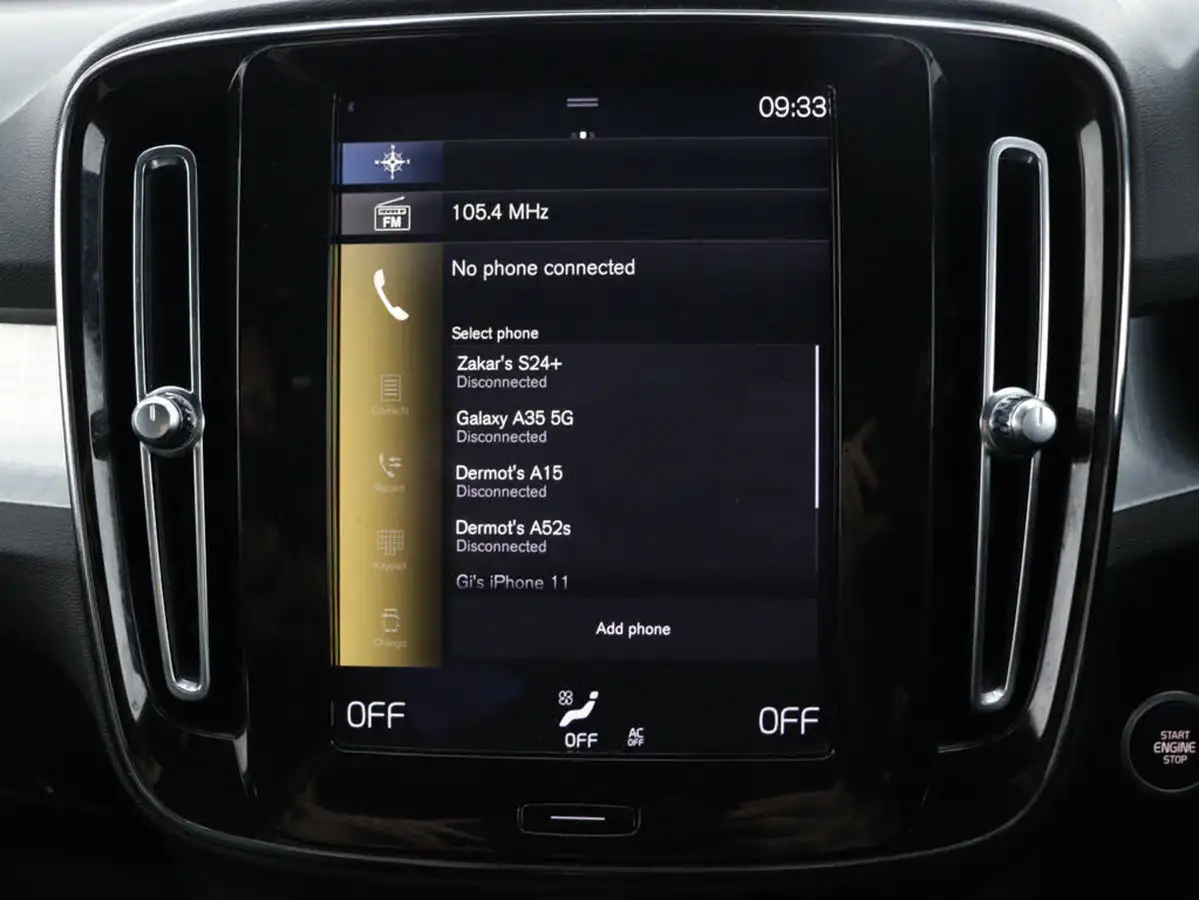 2020-volvo-xc40-15-t3-momentum-big-19
