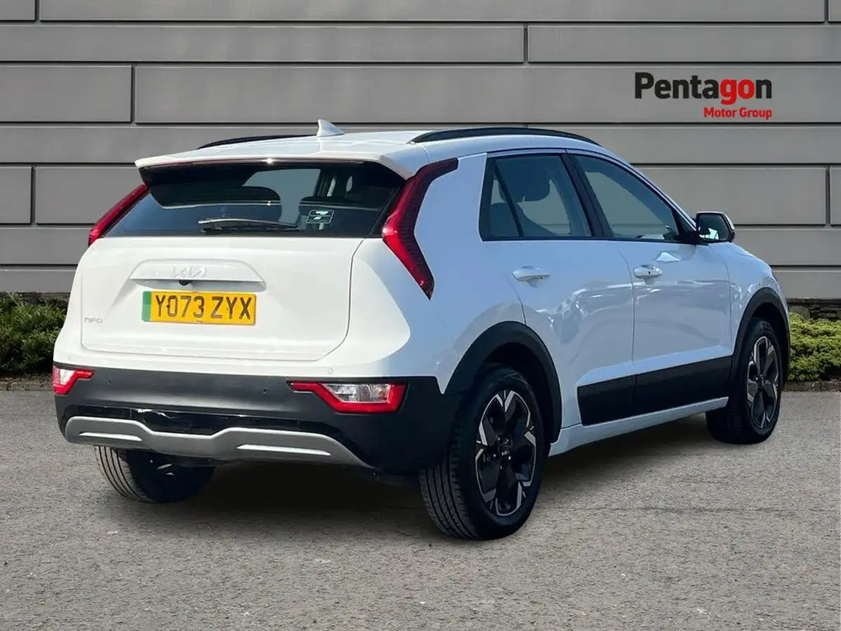 2024-kia-niro-ev-e-2-big-3