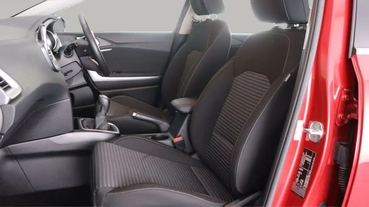 2023-kia-ceed-15-t-gdi-2-158bhp-sportswagon-big-13