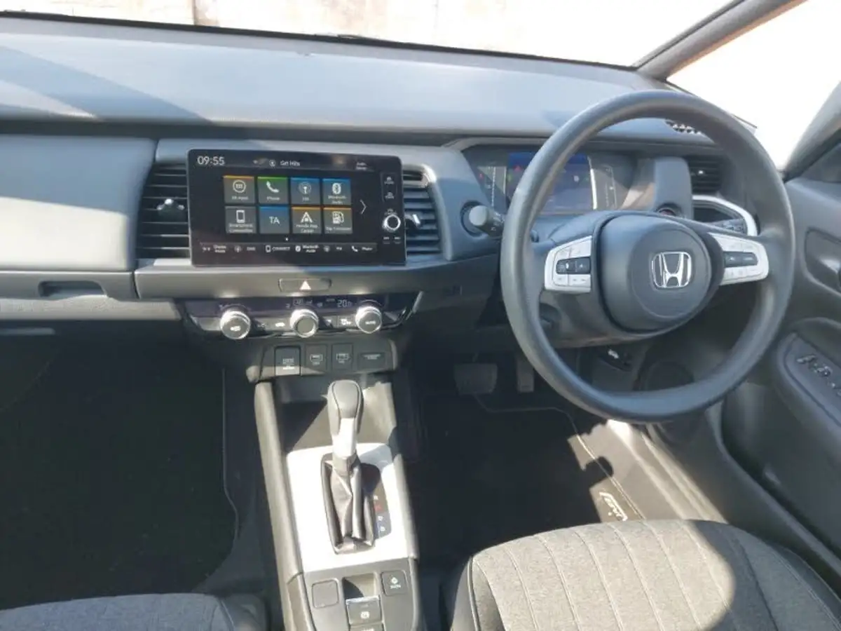 2022-honda-jazz-15-i-mmd-sr-109ps-big-9