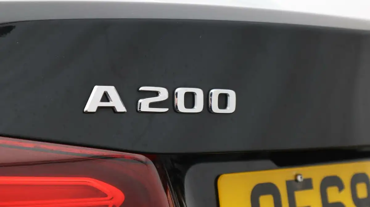 2019-mercedes-benz-a-class-13-a200-sport-saloon-4d-7g-dct-big-20