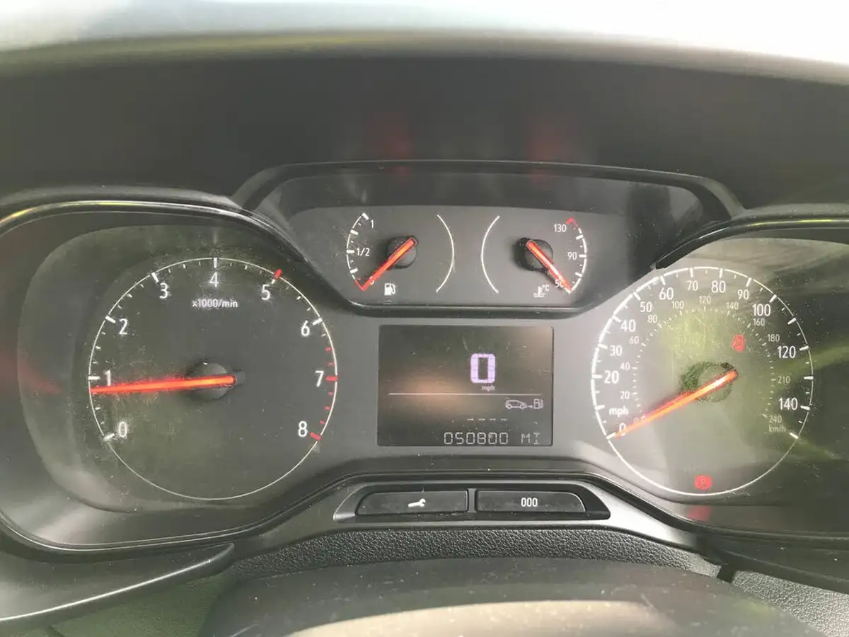 2021-vauxhall-combo-15cdti-sportive-2300-100pseu6dt-l1h1-panel-big-16