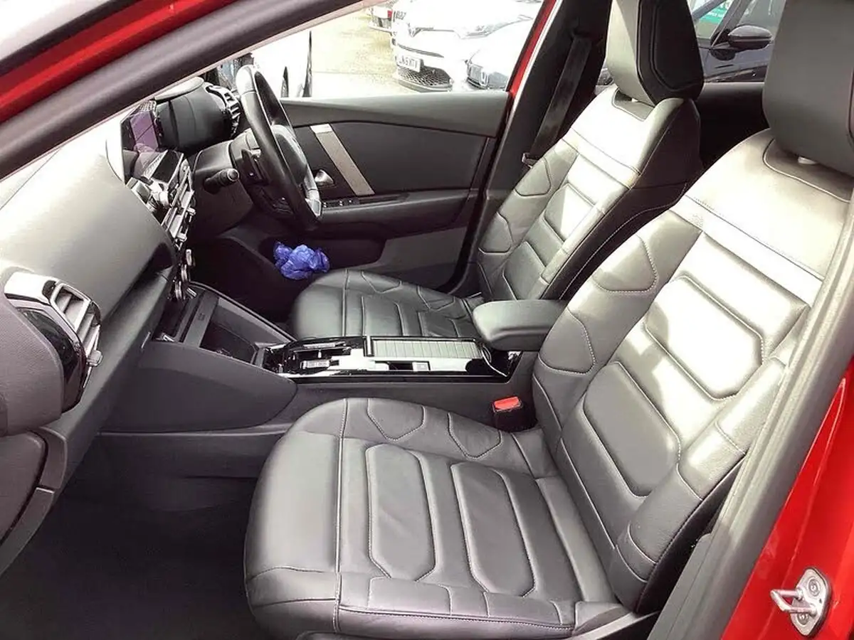 2021-citroen-c4-12-puretech-shine-plus-130ps-big-24