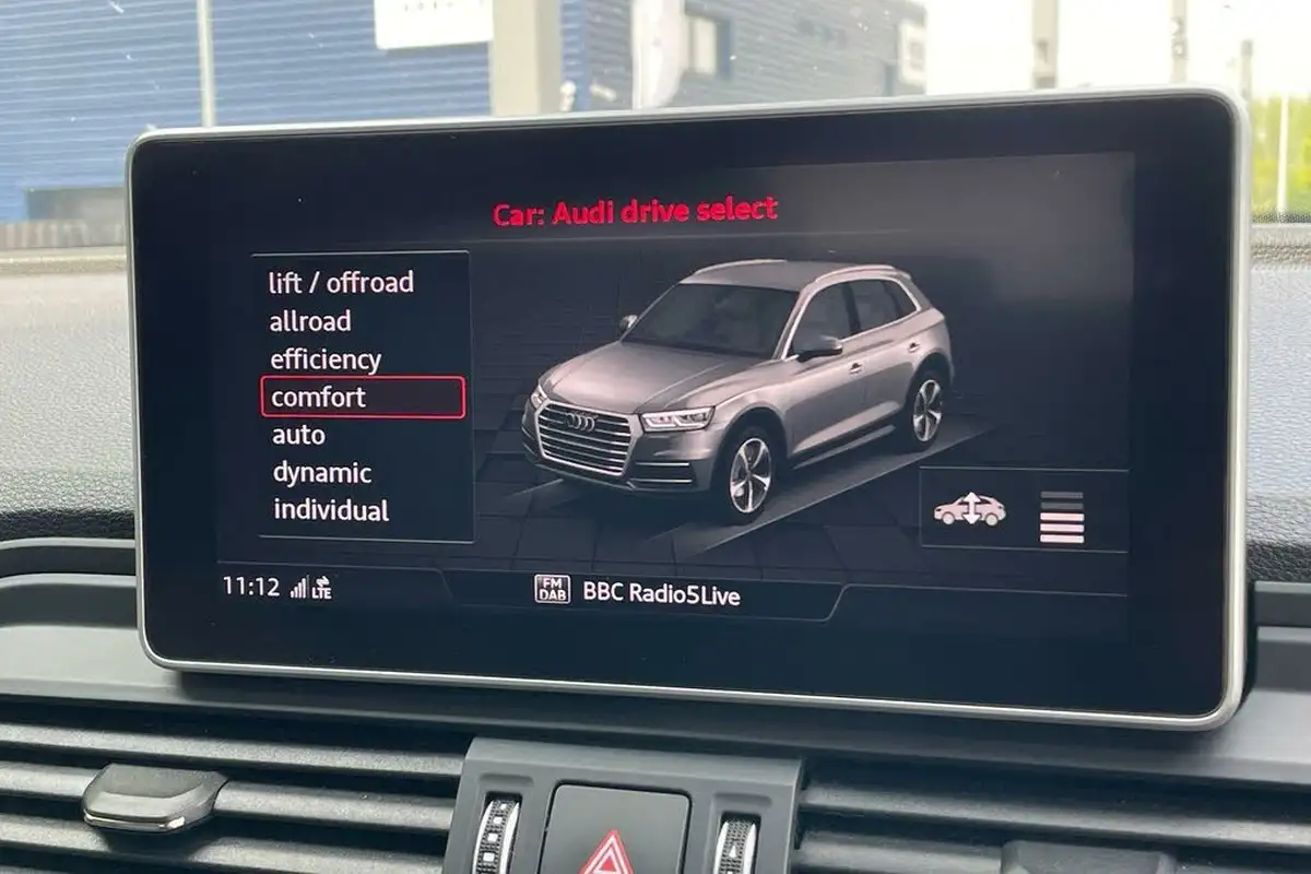 2017-audi-sq5-30-tfsi-quattro-big-37