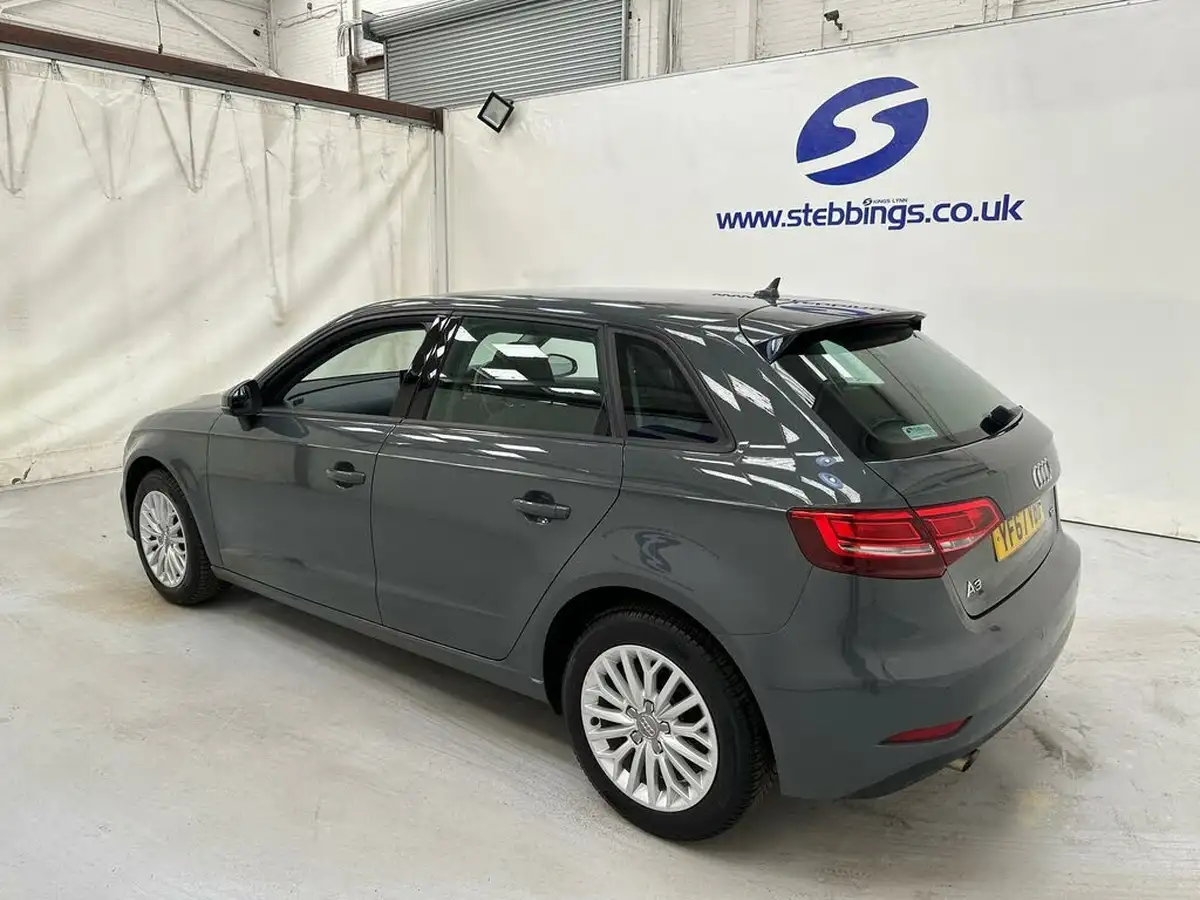 2017-audi-a3-16tdi-se-technik-116ps-sportback-5d-s-tronic-big-4