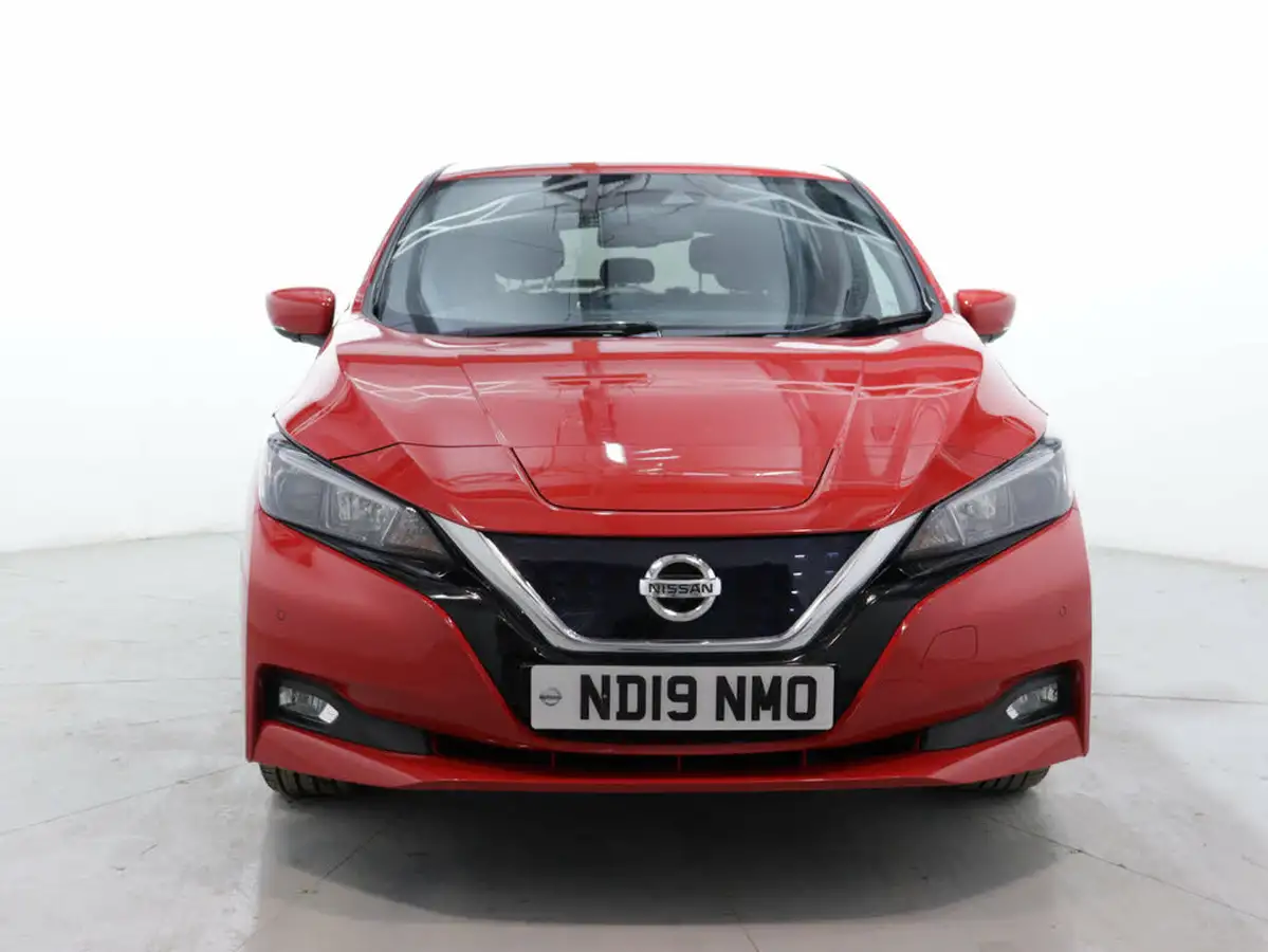 2019-nissan-leaf-e-n-connecta-big-1