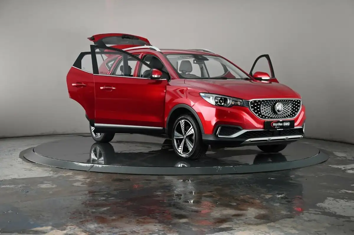 2020-mg-zs-suv-e-exclusive-ev-big-22