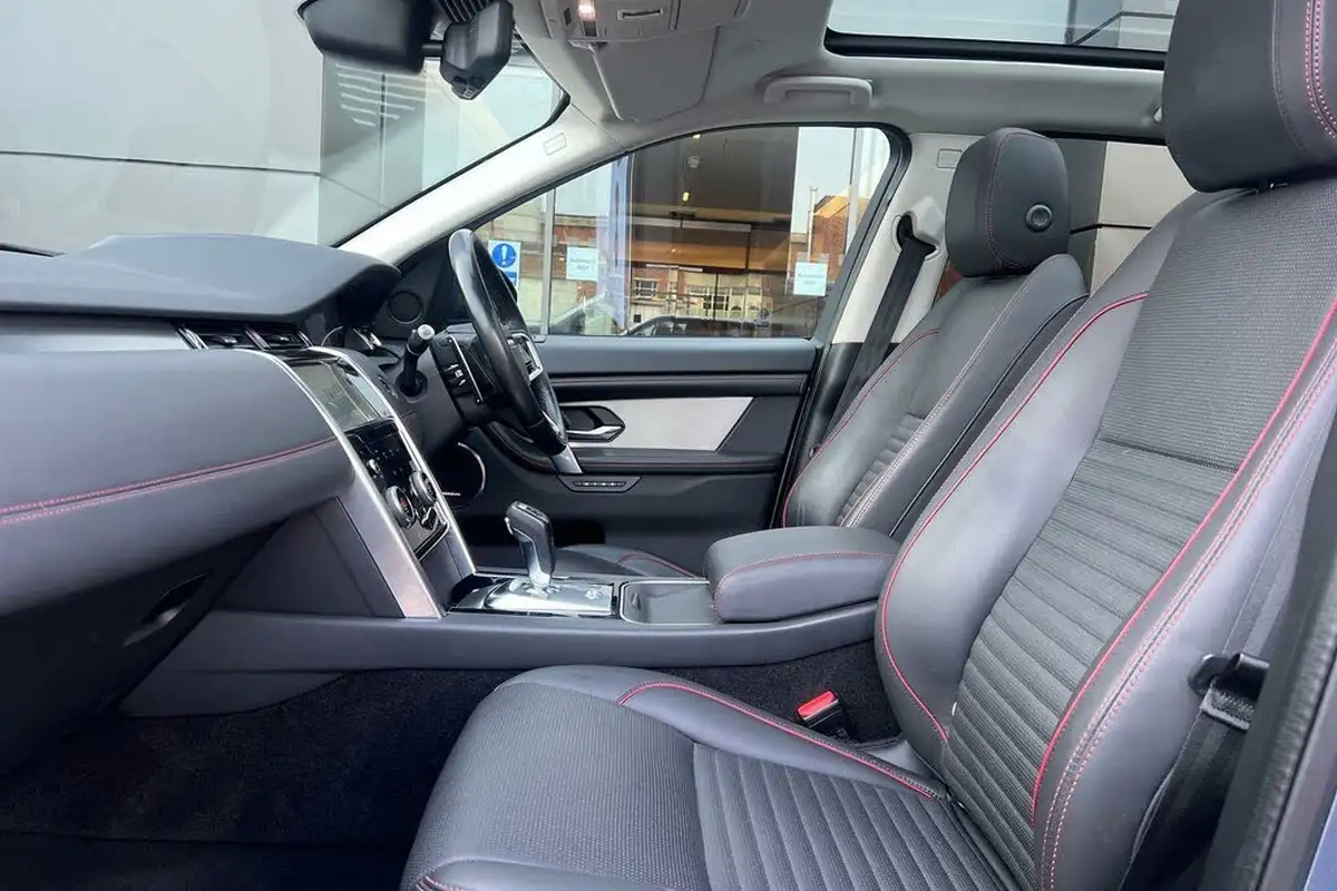 2021-land-rover-discovery-sport-20-d200-r-dynamic-hse-big-32
