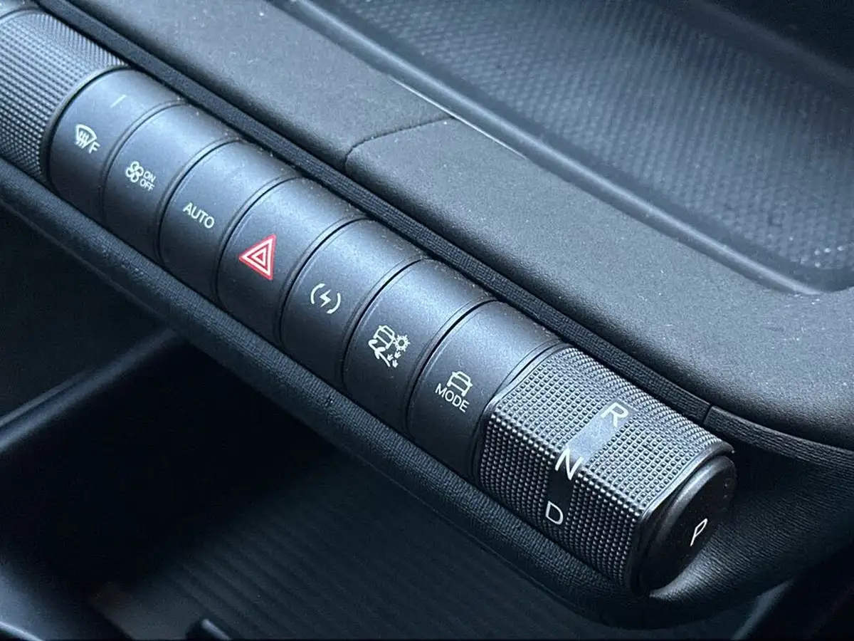 2024-byd-dolphin-e-comfort-big-23