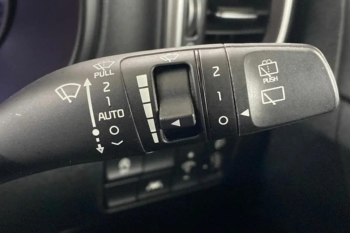 2022-kia-sportage-16-gdi-2-big-33