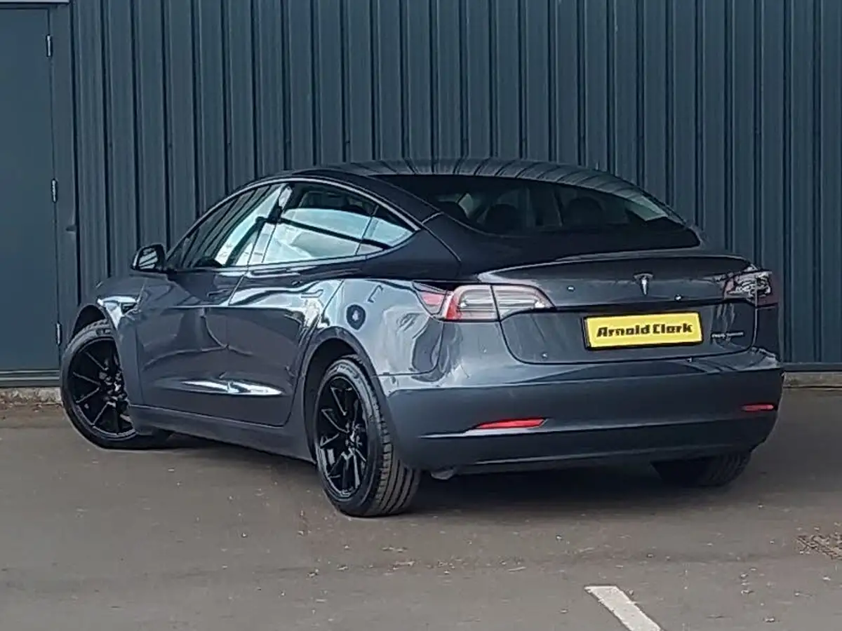 2021-tesla-model-3-e-long-range-awd-big-1