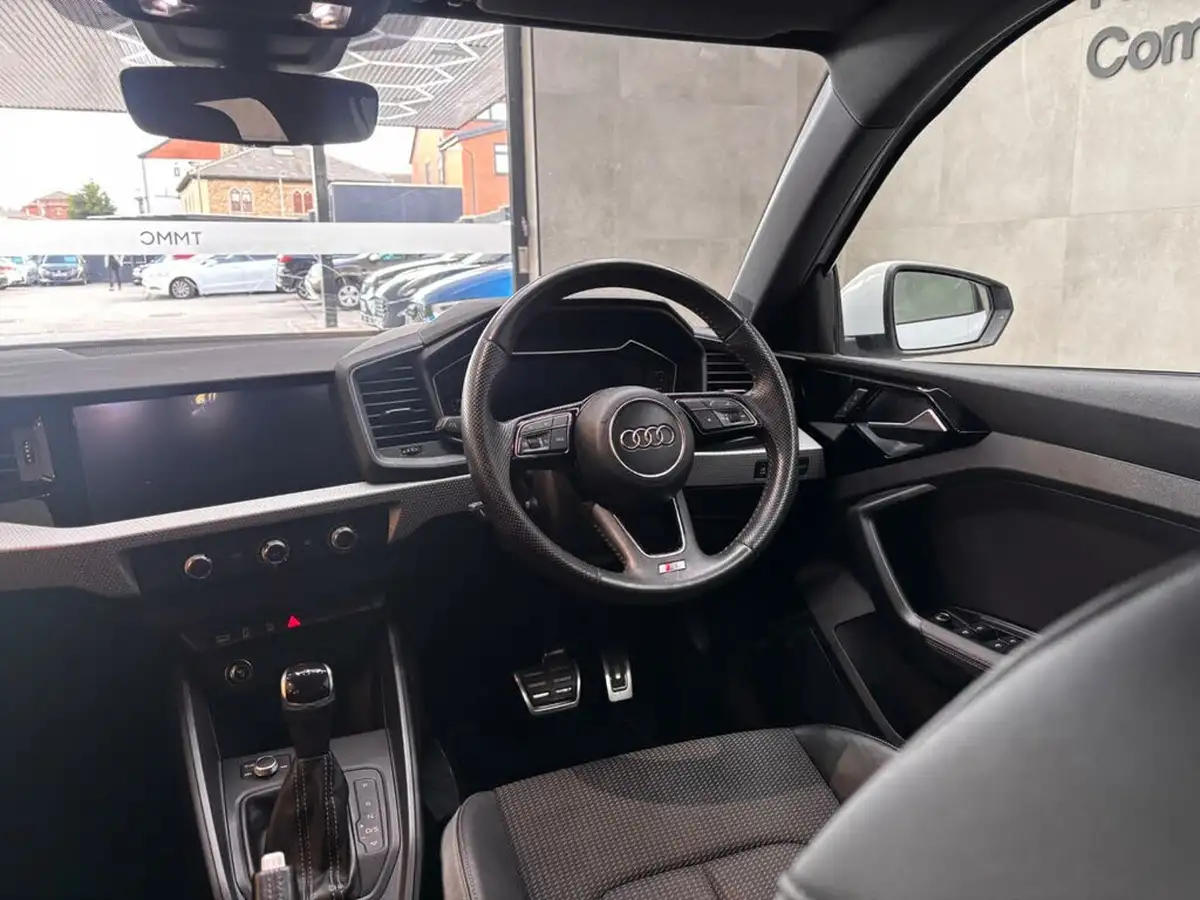 2019-audi-a1-10-30-tfsi-s-line-tronic-big-29