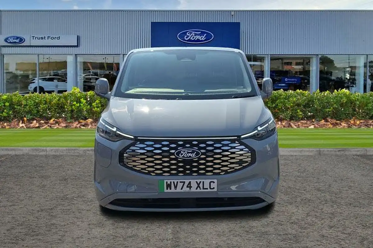2024-ford-transit-custom-e-320-l1h1-limited-136ps-panel-van-big-11