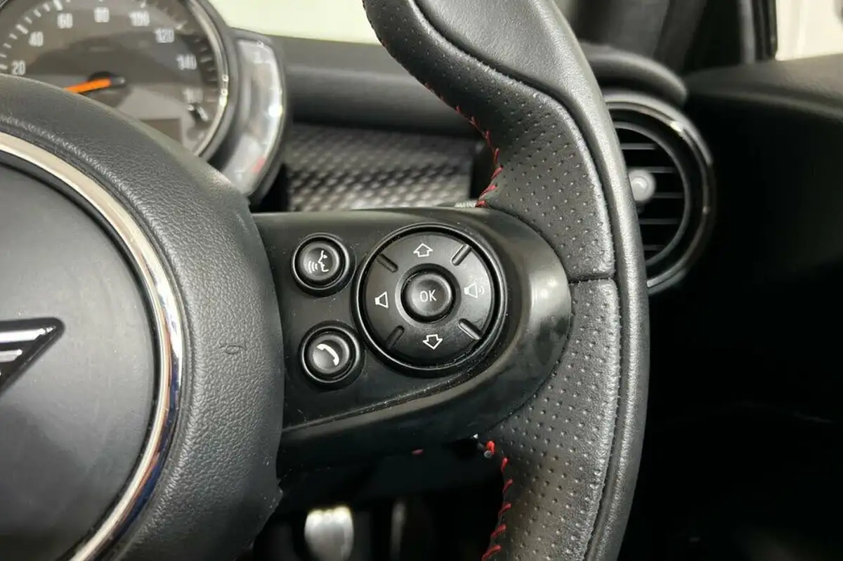 2020-mini-cooper-20-cooper-s-sport-189bhp-convertible-2d-big-19