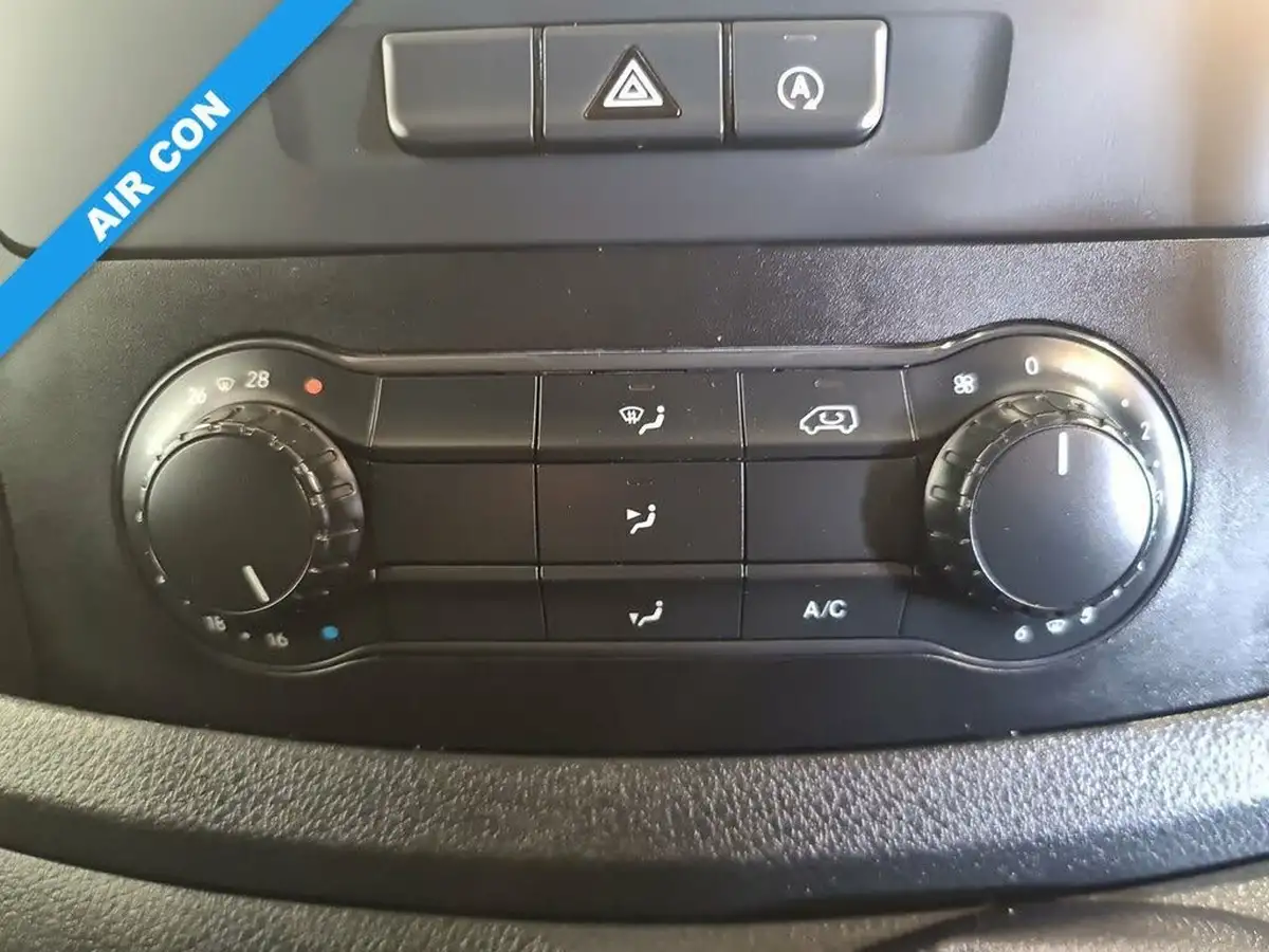 2021-mercedes-benz-vito-18-cdi-114-progressive-l2-panel-big-5