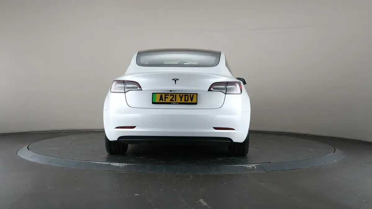 2021-tesla-model-3-e-long-range-4x4-big-6