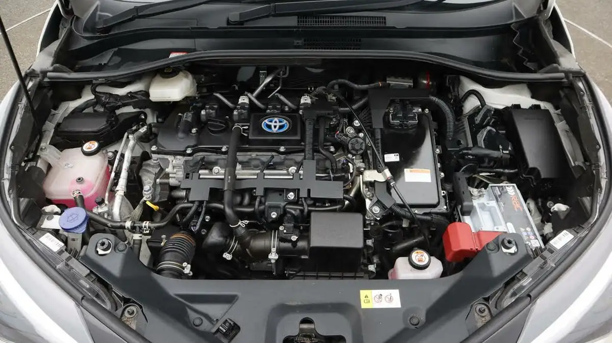 2022-toyota-c-hr-18-vvt-i-gr-sport-big-19