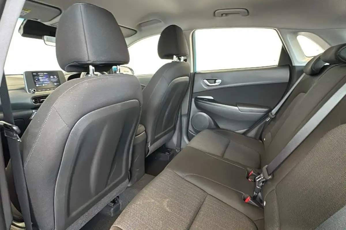 2021-hyundai-kona-10-t-gdi-se-connect-big-15