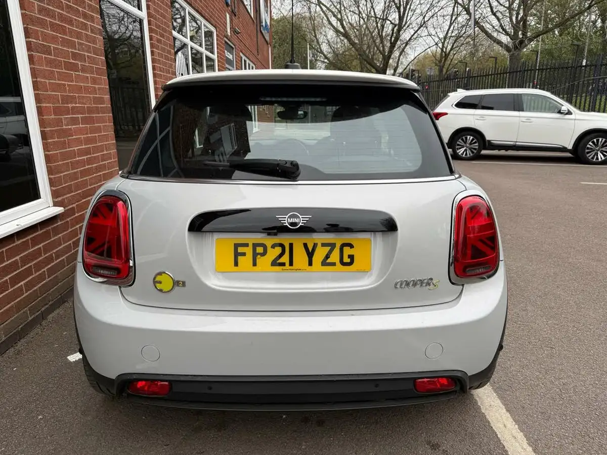 2021-mini-cooper-e-cooper-s-2-big-8