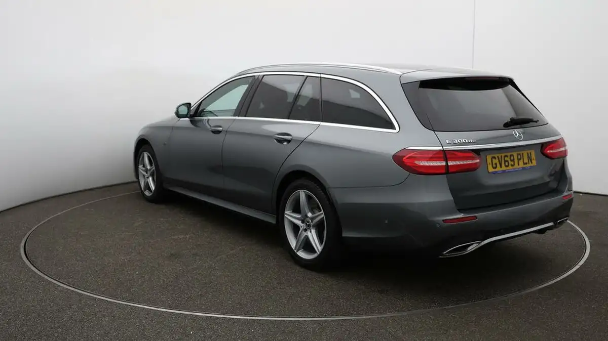 2020-mercedes-benz-e-class-20d-e300de-amg-line-premium-eq-power-estate-5d-big-54