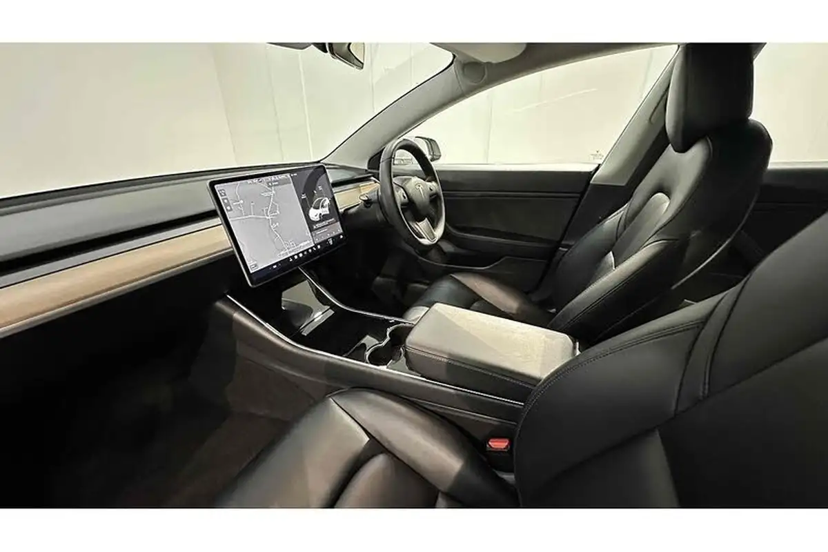 2020-tesla-model-3-e-standard-plus-big-18