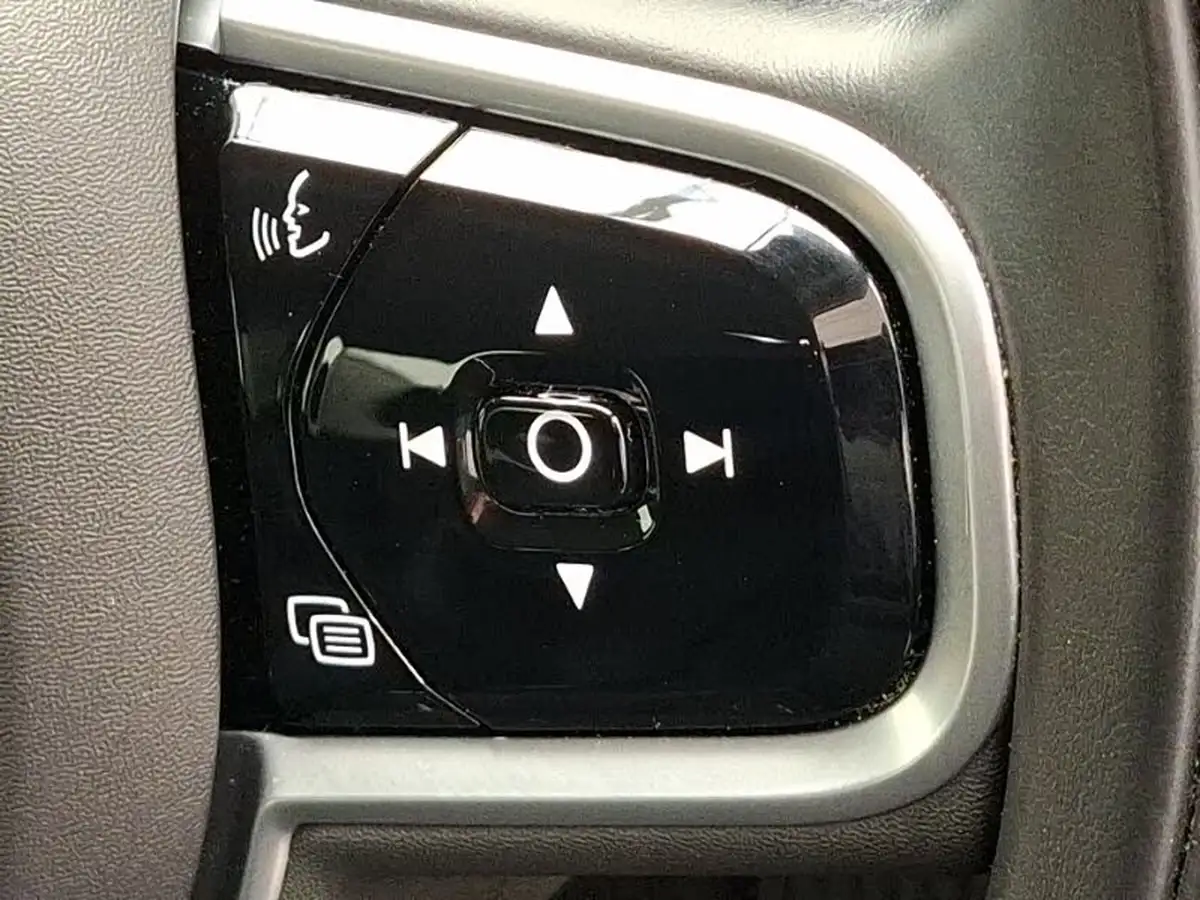 2019-volvo-s60-20-t5-inscription-plus-big-15