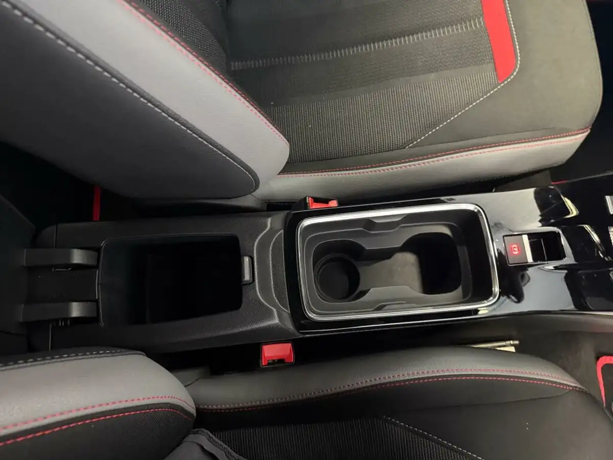 2022-vauxhall-mokka-e-gs-line-big-24