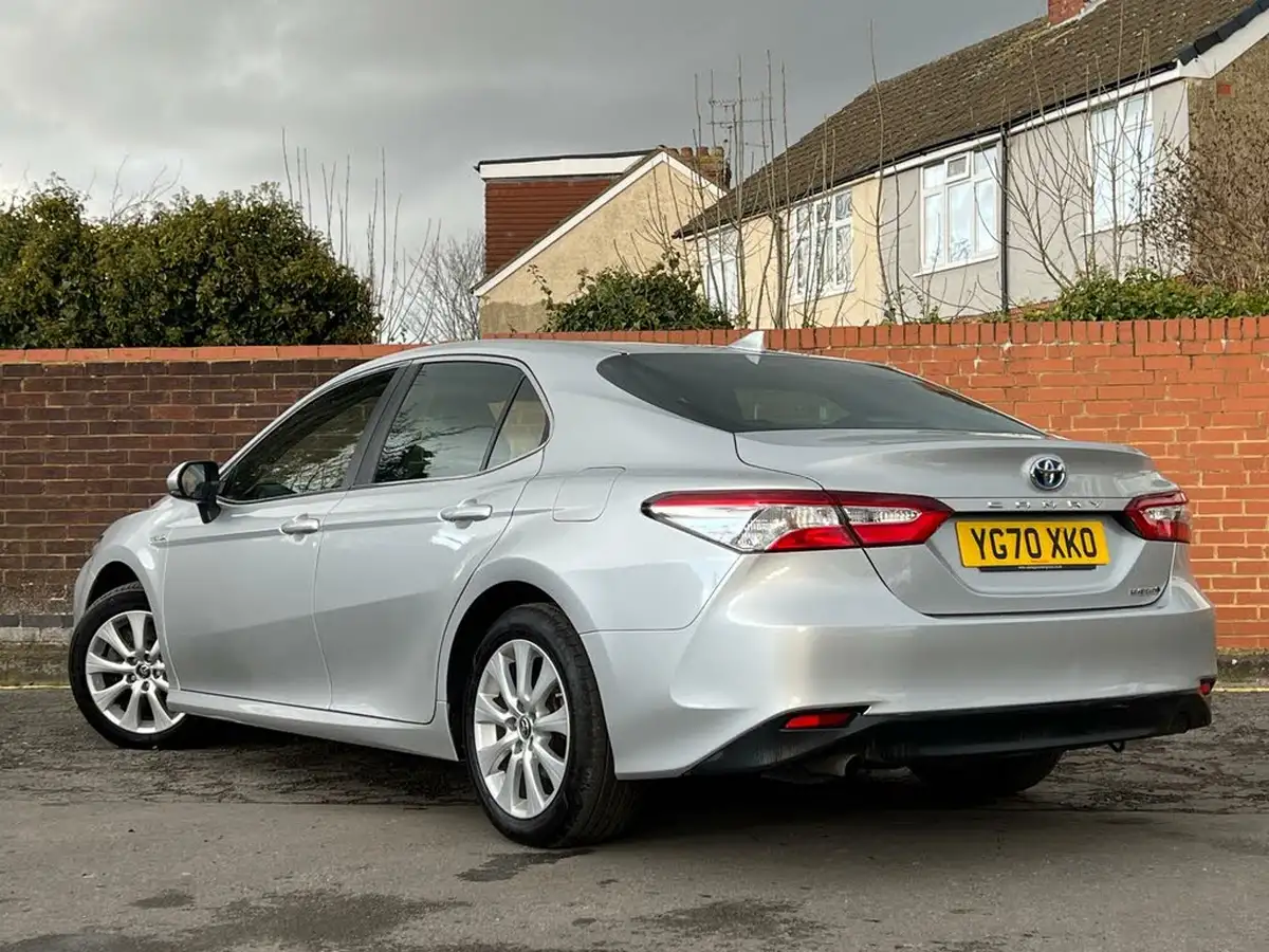 2020-toyota-camry-25-vvt-i-design-big-47