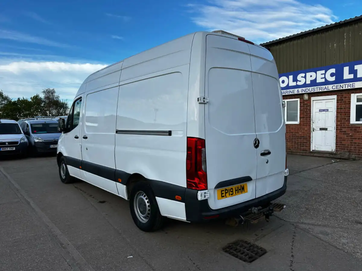 2019-mercedes-benz-sprinter-21cdi-314-l2h1-143pseu6c-panel-van-fwd-big-5