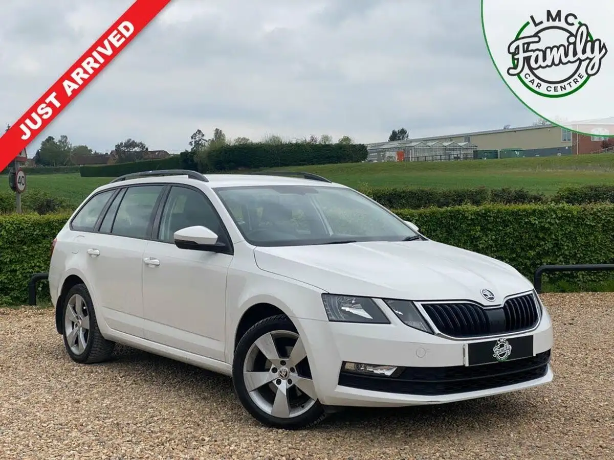 2019-skoda-octavia-15-tsi-se-drive-estate-big-0