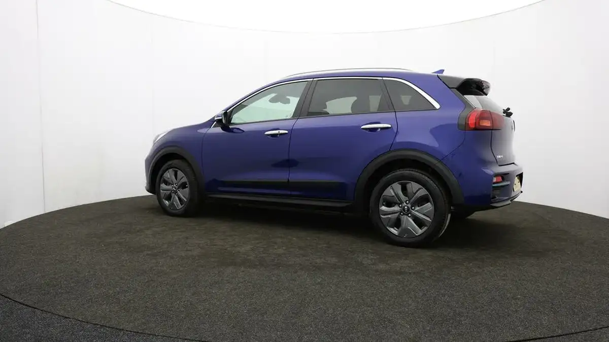2021-kia-e-niro-ev-3-big-64
