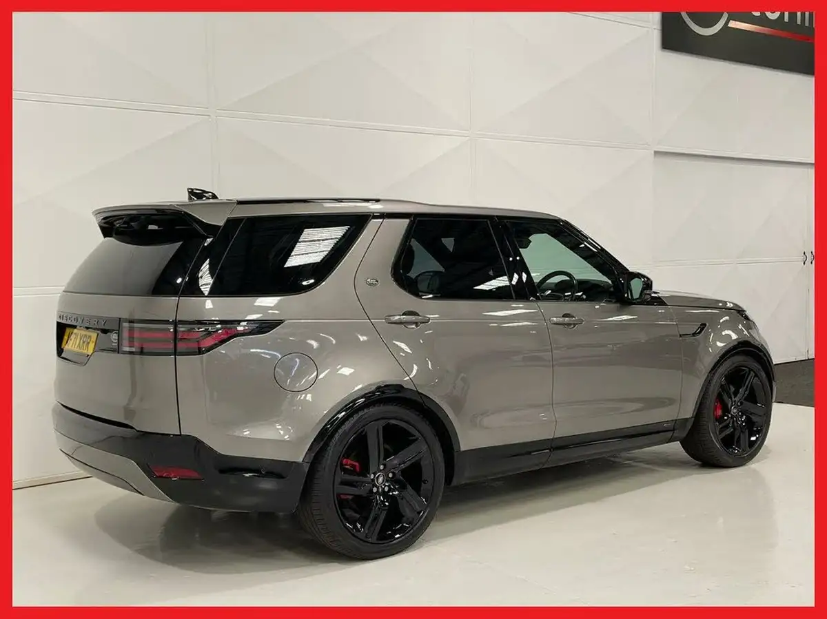 2021-land-rover-discovery-30-d300-r-dynamic-hse-big-2