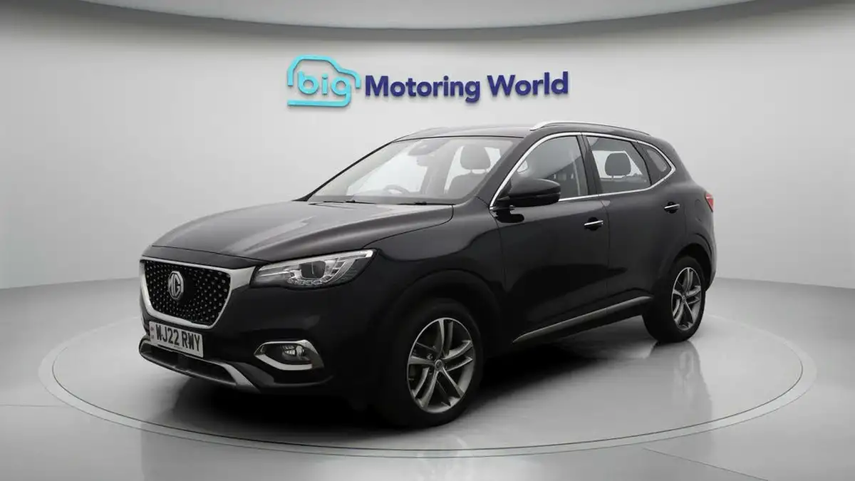 2022-mg-hs-15t-gdi-excite-162ps-big-3